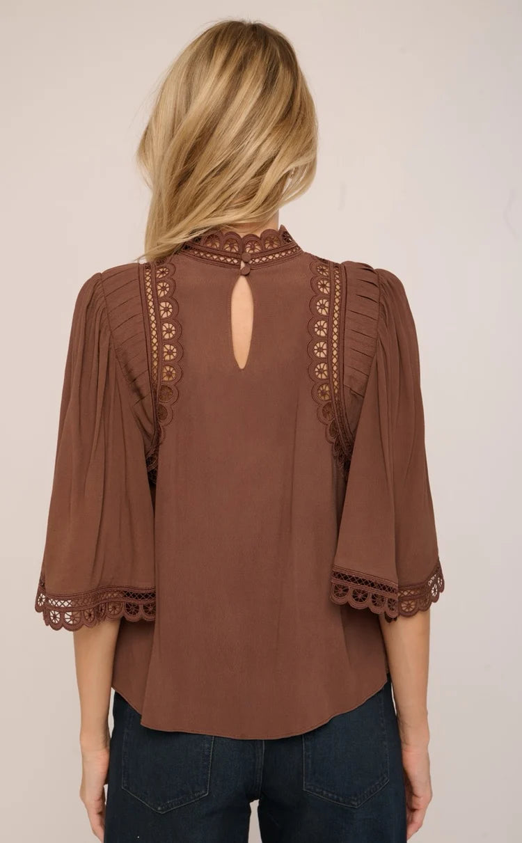Love The Label Fiona Short Sleeve Top in Partridge