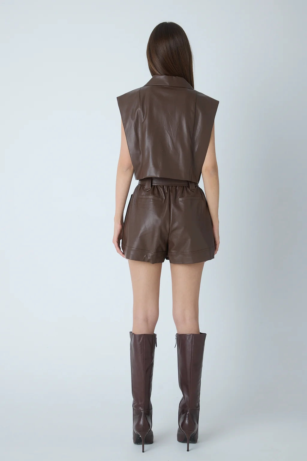 JS71 Addison Faux Leather Vest in Mocha