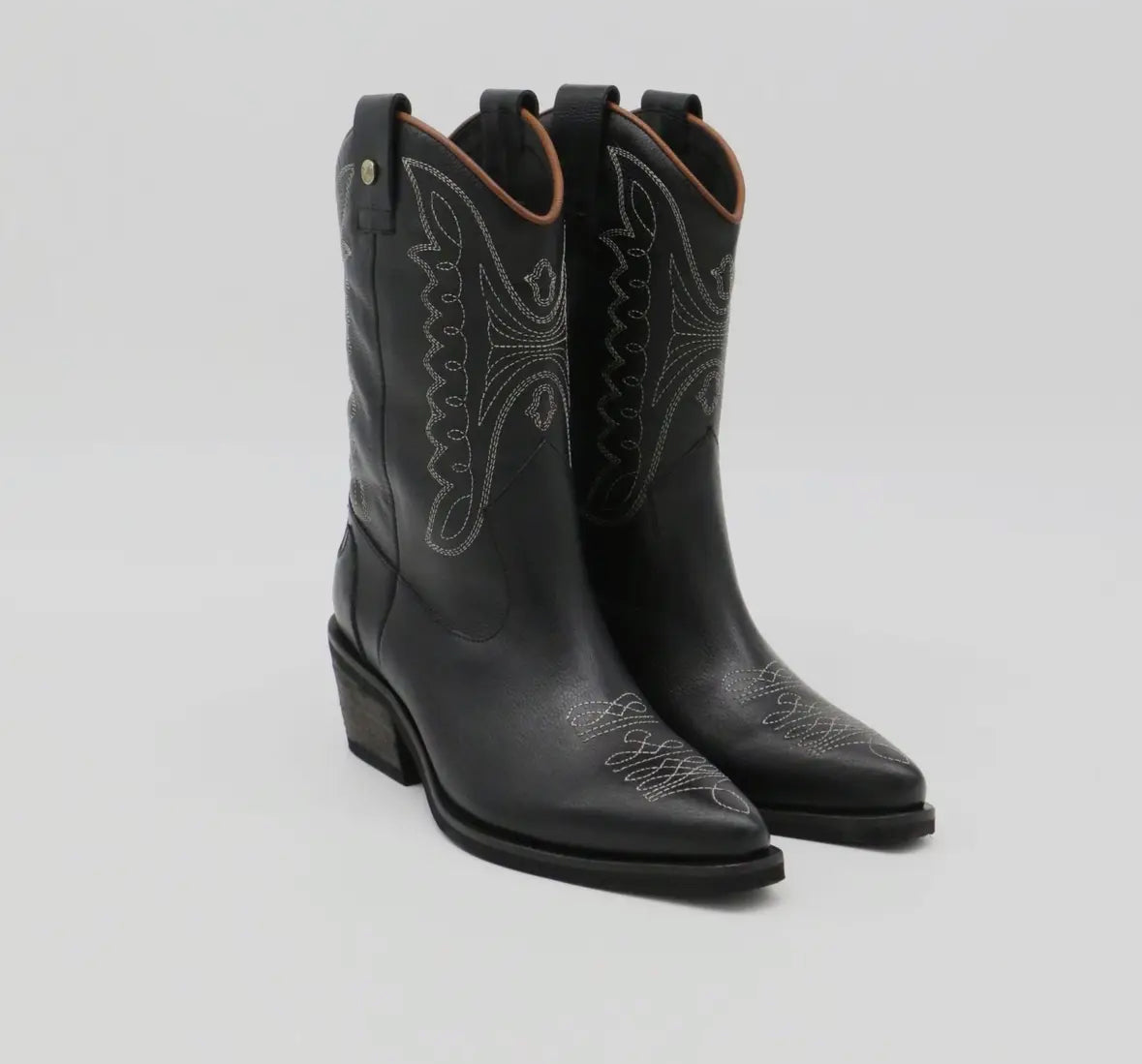 Stivali Unstoppable Western Cowboy Boot in Black Leather