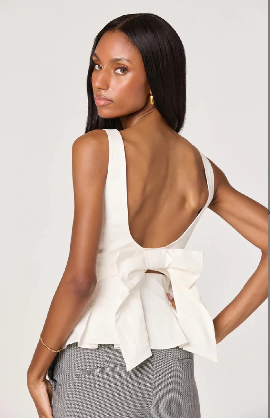 ASTR Viki Top in White
