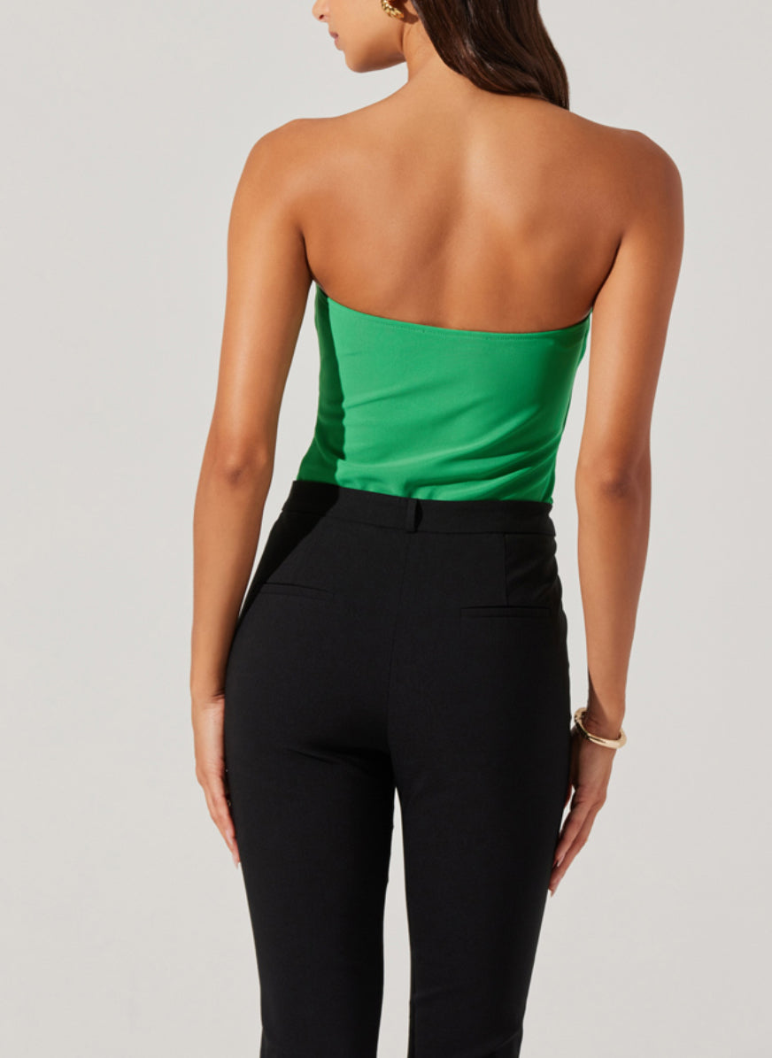 ASTR Morganne Top in Kelly Green