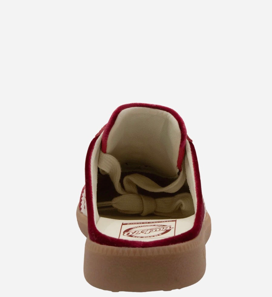 Back 70 Easter Slide in Velvet Red