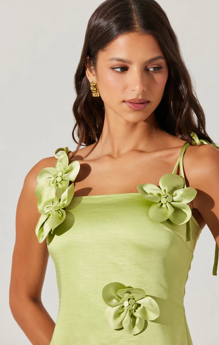 ASTR Cerelia Dress in Lime