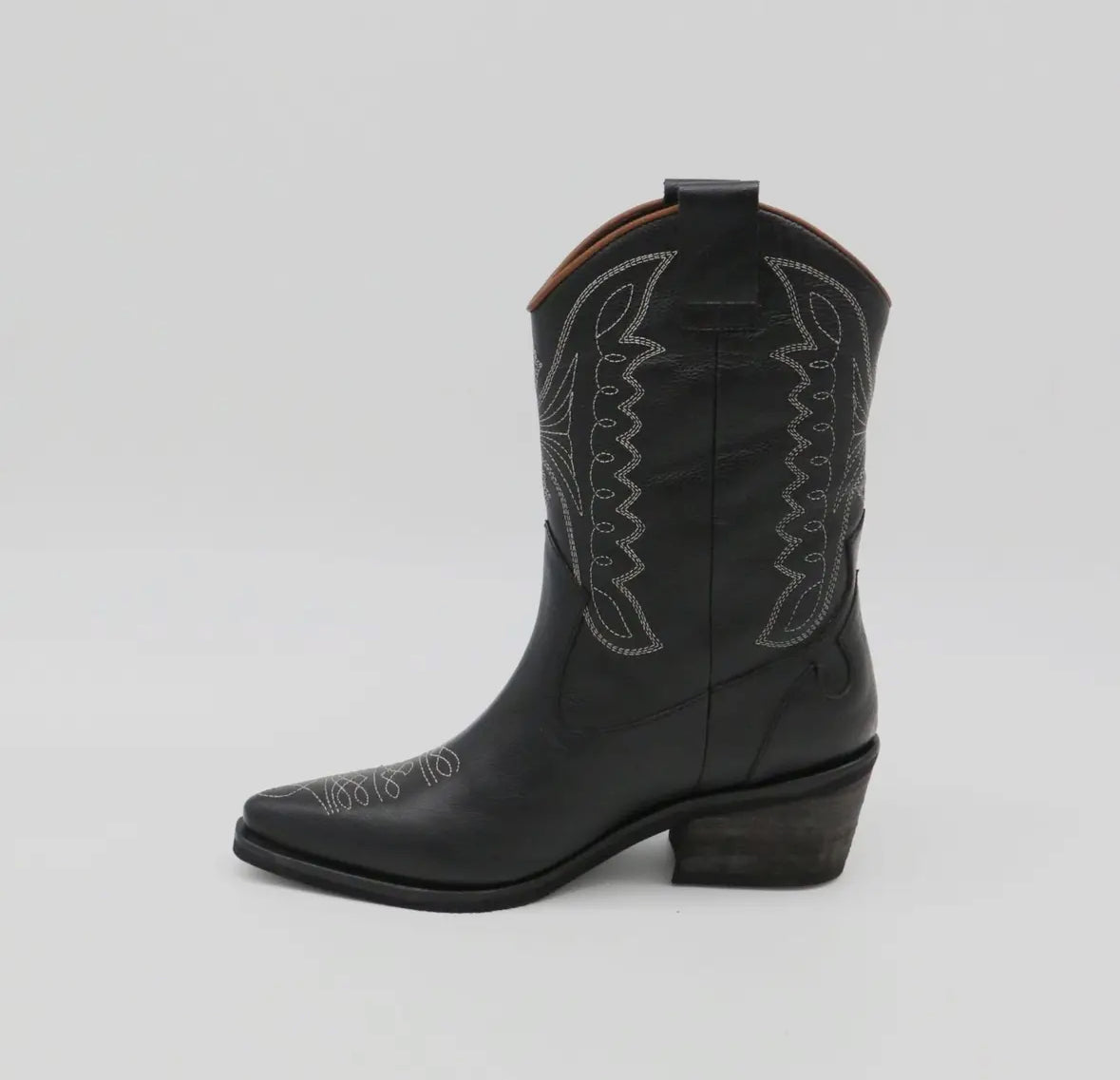 Stivali Unstoppable Western Cowboy Boot in Black Leather