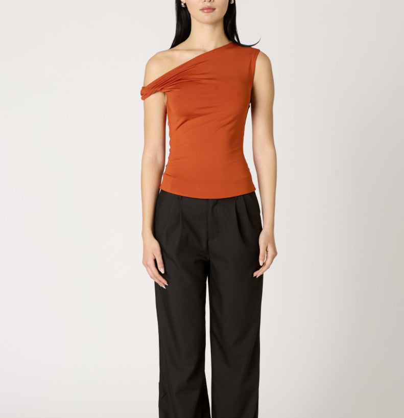 Nia Fraise Top in Rust