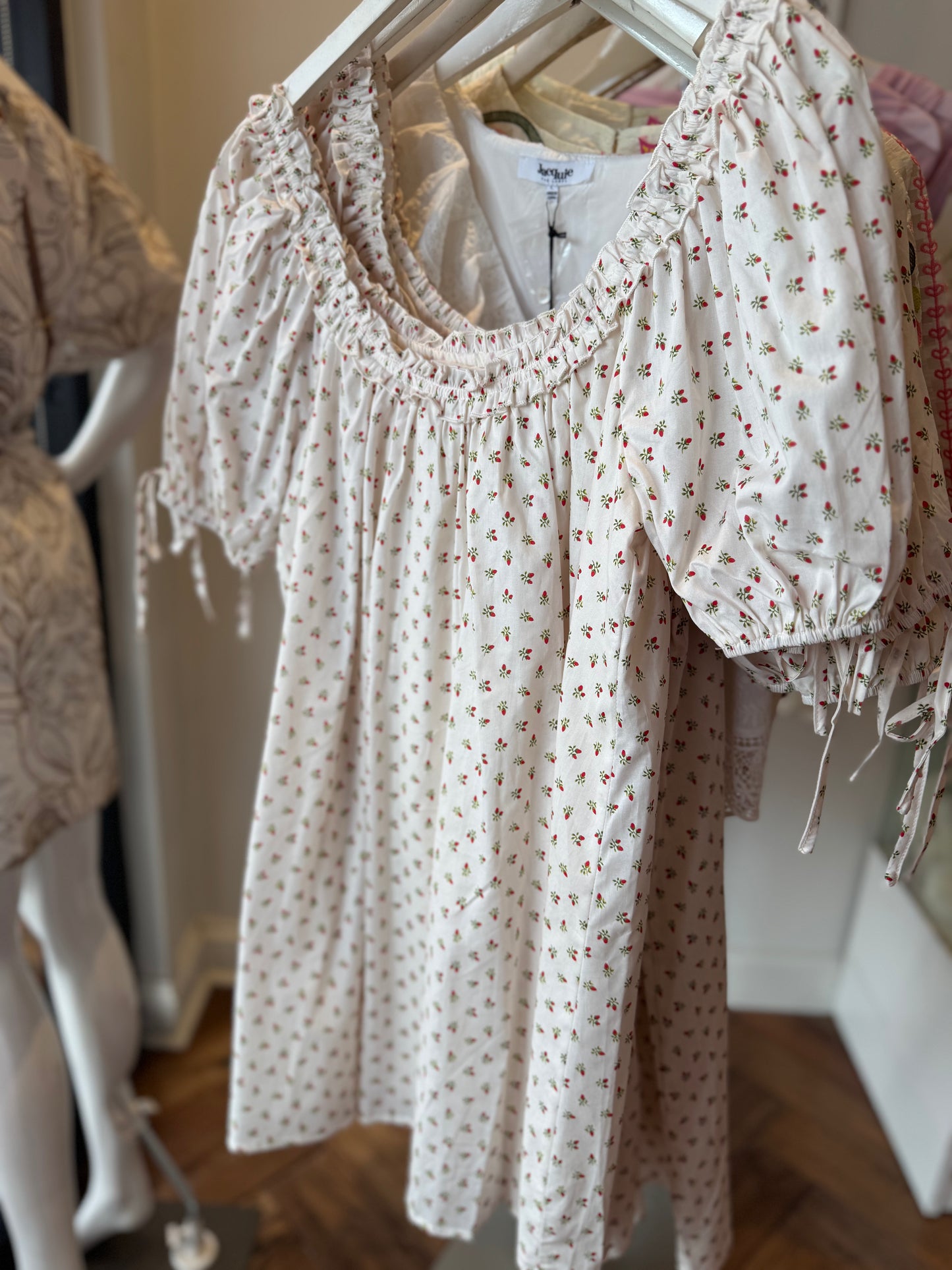 Daisy Scoop Neck Dress