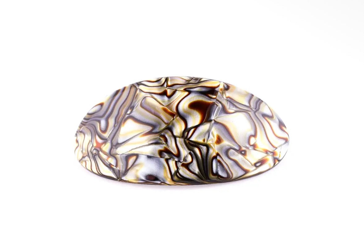 Medusa’s Heirlooms Golden Onyx Oval Clip