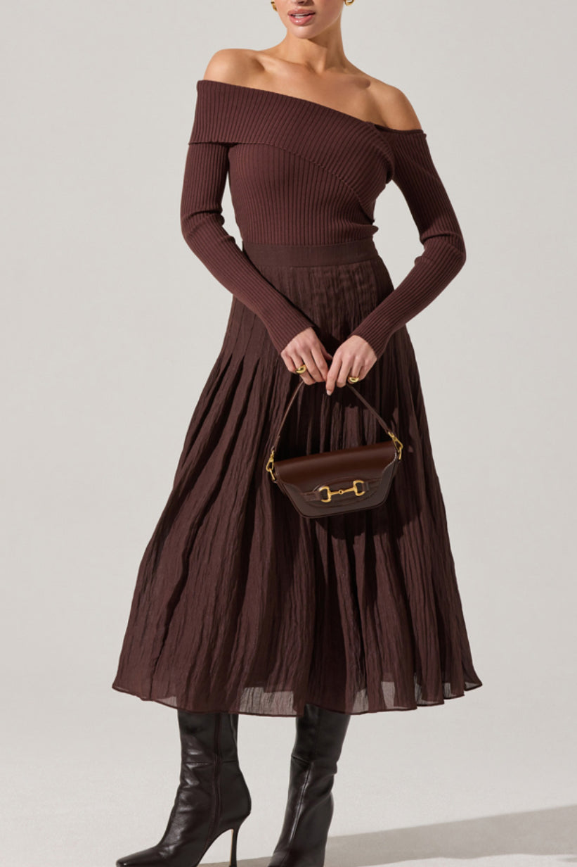 ASTR Daniella Sweater in Brown