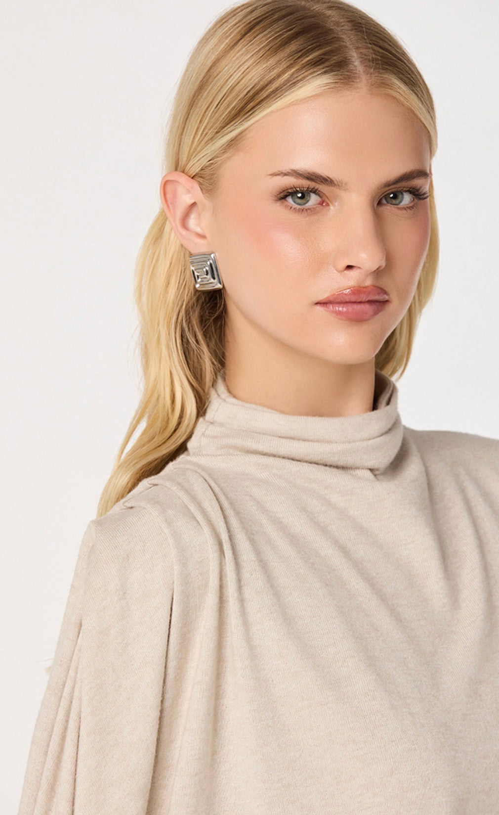 ASTR Jailene Top in Heather