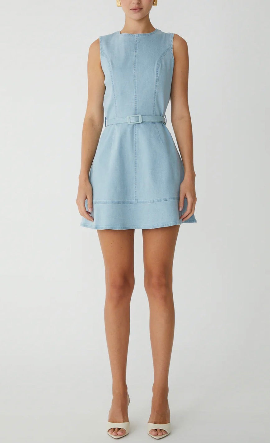 JS71 Sabrina Dress in Light Wash