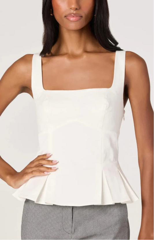 ASTR Viki Top in White