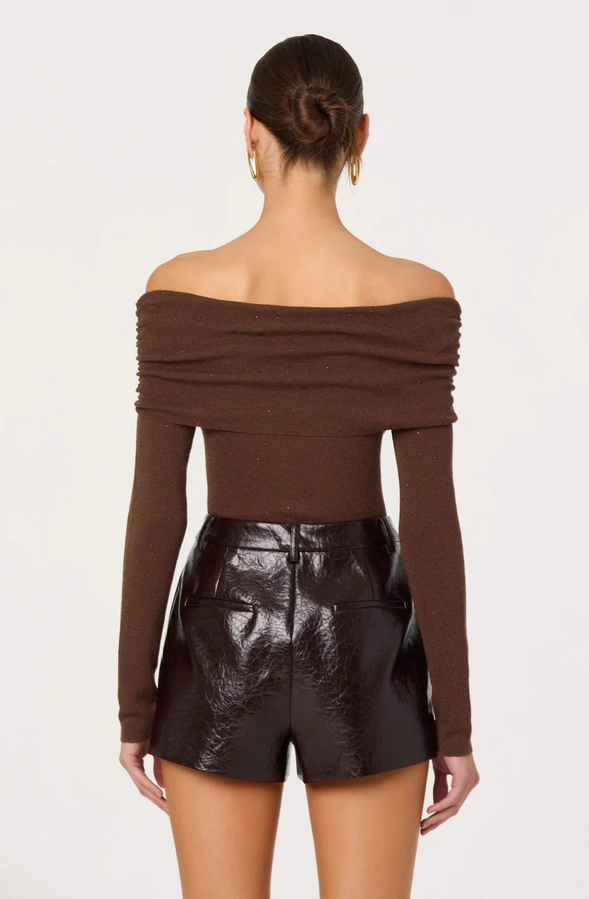 ASTR Wynn Shorts in Dark Brown