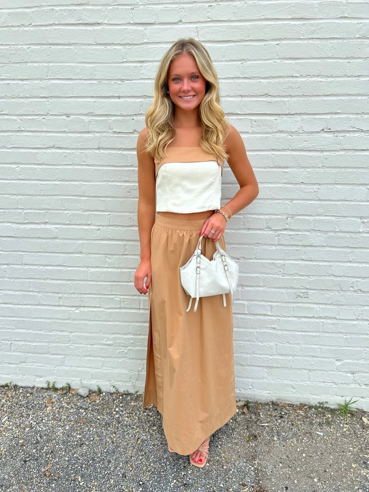 Dress To Off-White Bicolor Bucked Linen Blouse