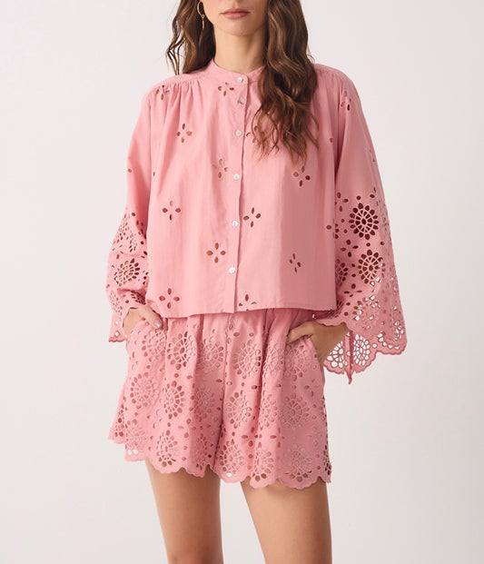 Dress To Embroidered Kimono Sleeve Buttoned Blouse in Pink Alvorada