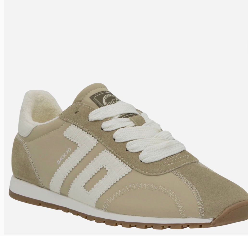 Back 70 Asian Sneaker in Almond