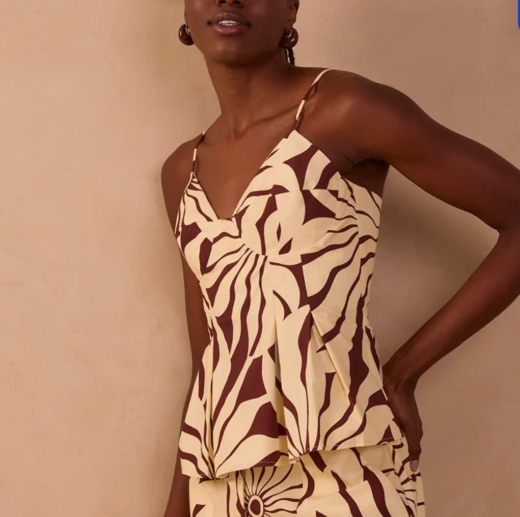 Dress To V Neck Blouse in Brown Alvorecer