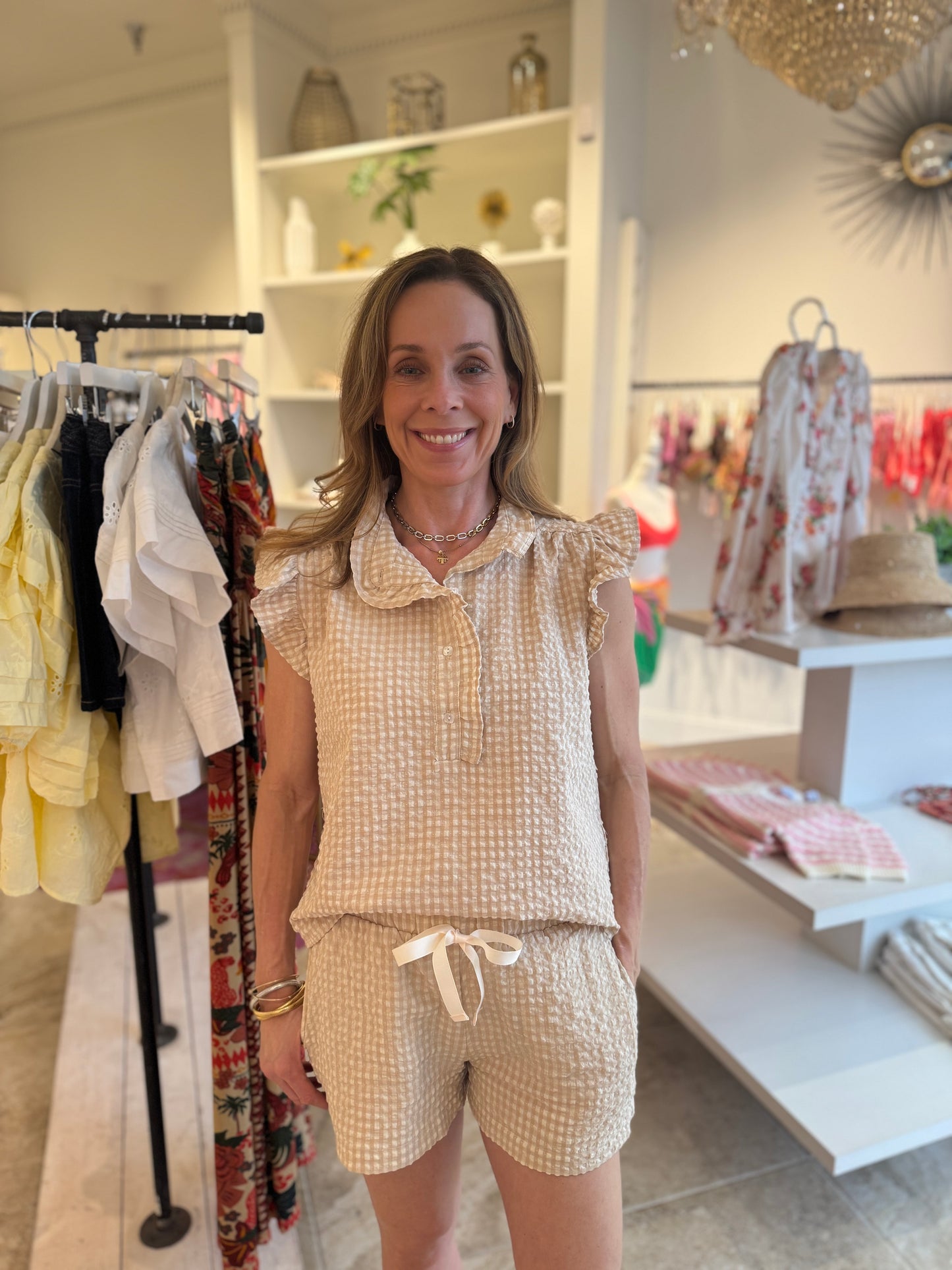 Stark X Jodie Top & Willow Shorts Set in Tan White