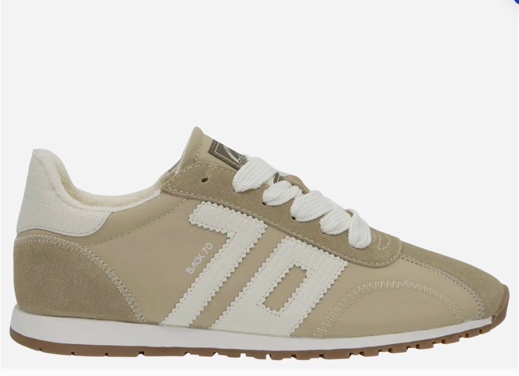 Back 70 Asian Sneaker in Almond