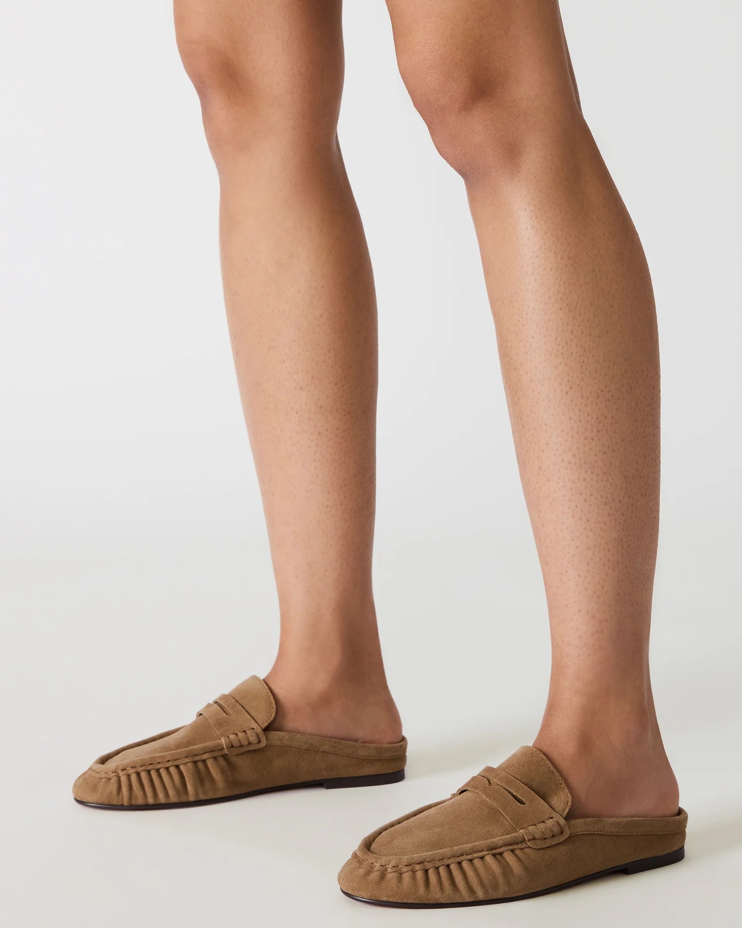 Steve Madden Rafe Suede Slide in Taupe