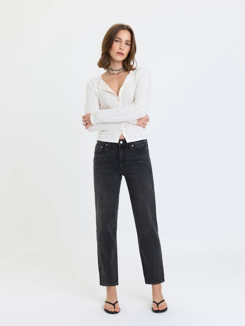 Daze Rebel Ankle Mid Rise Slim Straight Jean in Motion