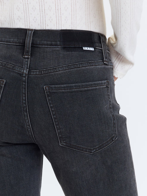 Daze Rebel Ankle Mid Rise Slim Straight Jean in Motion