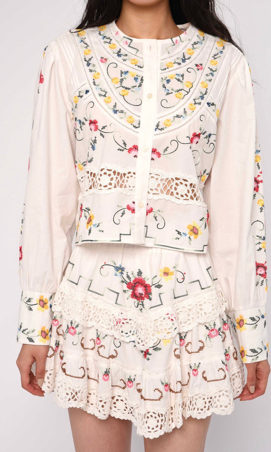 Love The Label Hallie Top in Tea Rose Embroidery