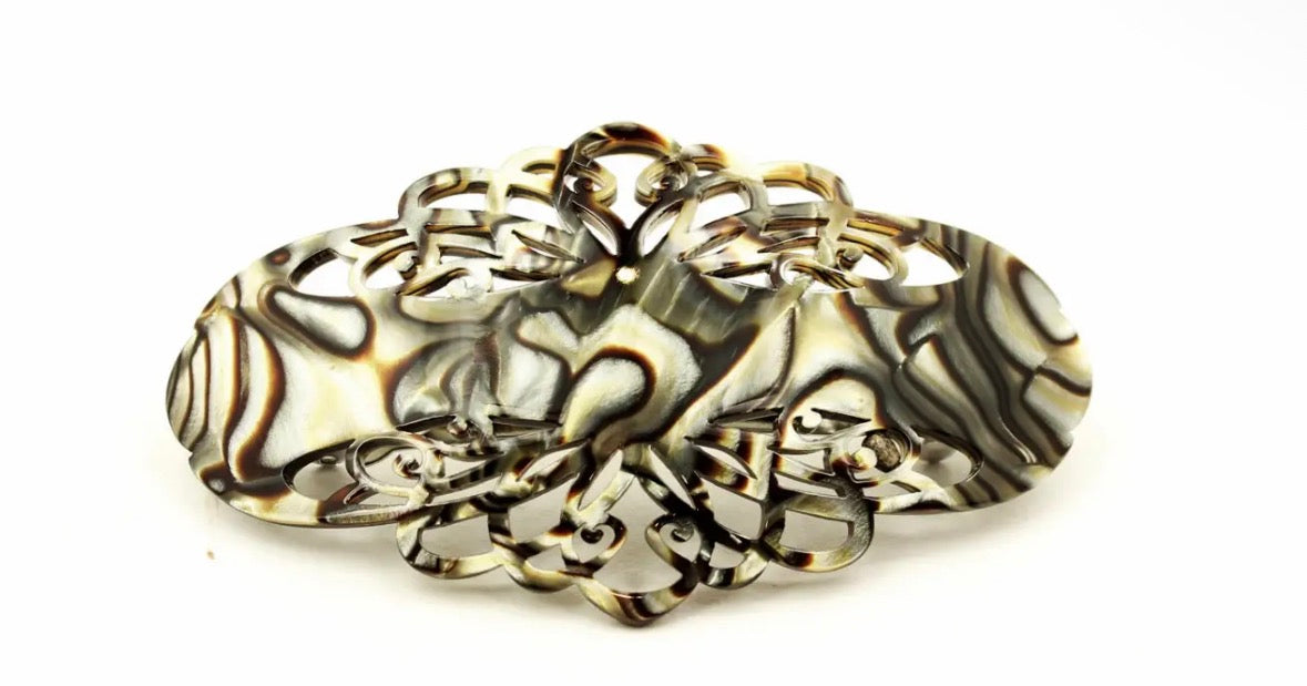 Medusa’s Heirlooms French Golden Onyx Clip