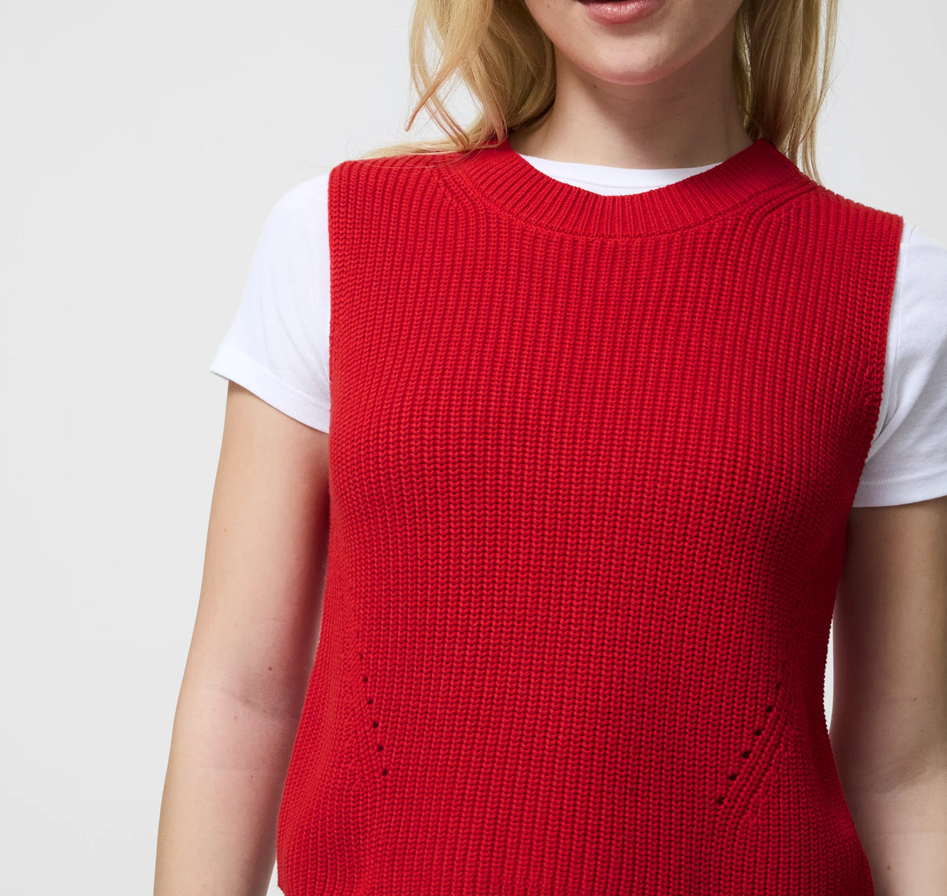 French Connection Mozart Crew Neck Sleeveless Vest in Mars Red