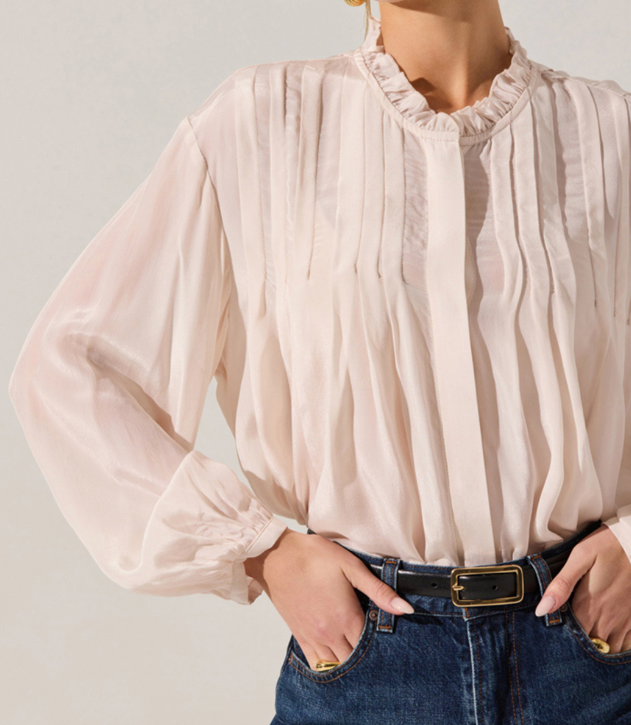 ASTR Ashton Top in Warm Champagne