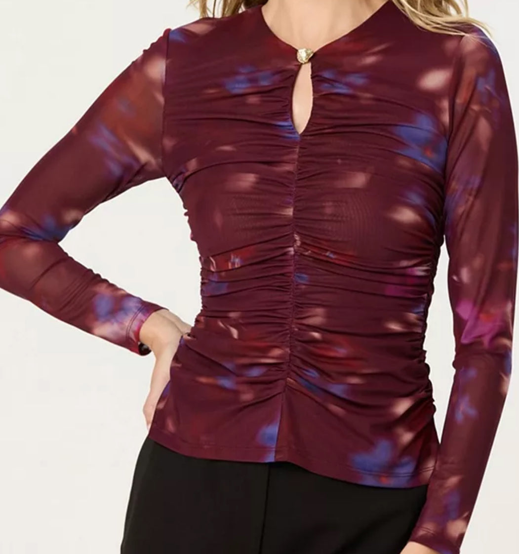 ASTR Yasmine Top in Dark Plum Multi