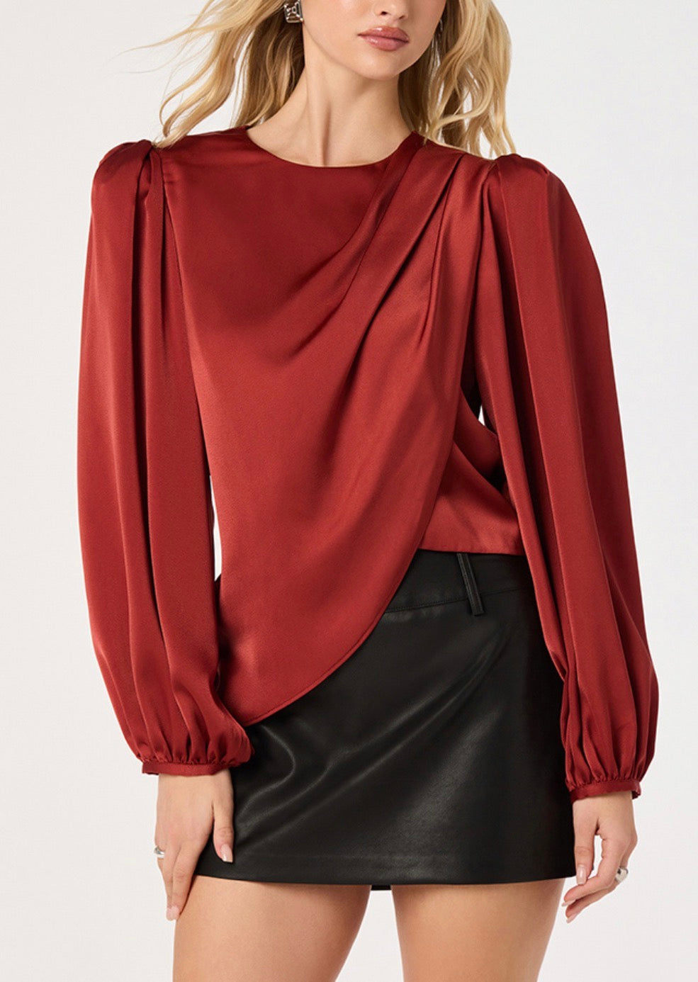 ASTR Beatrice Top in Scarlet