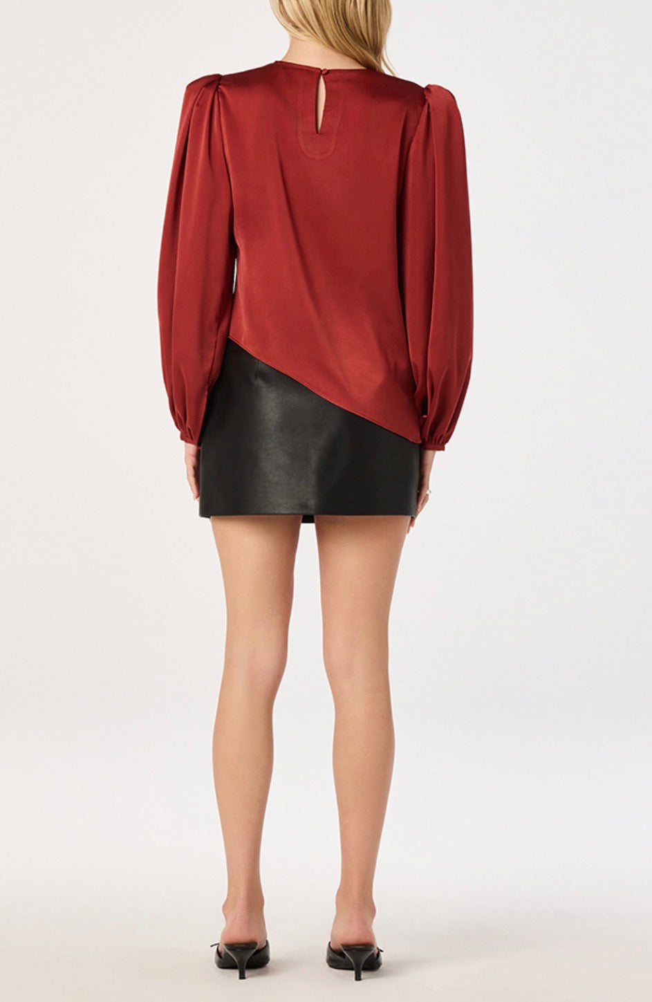 ASTR Beatrice Top in Scarlet
