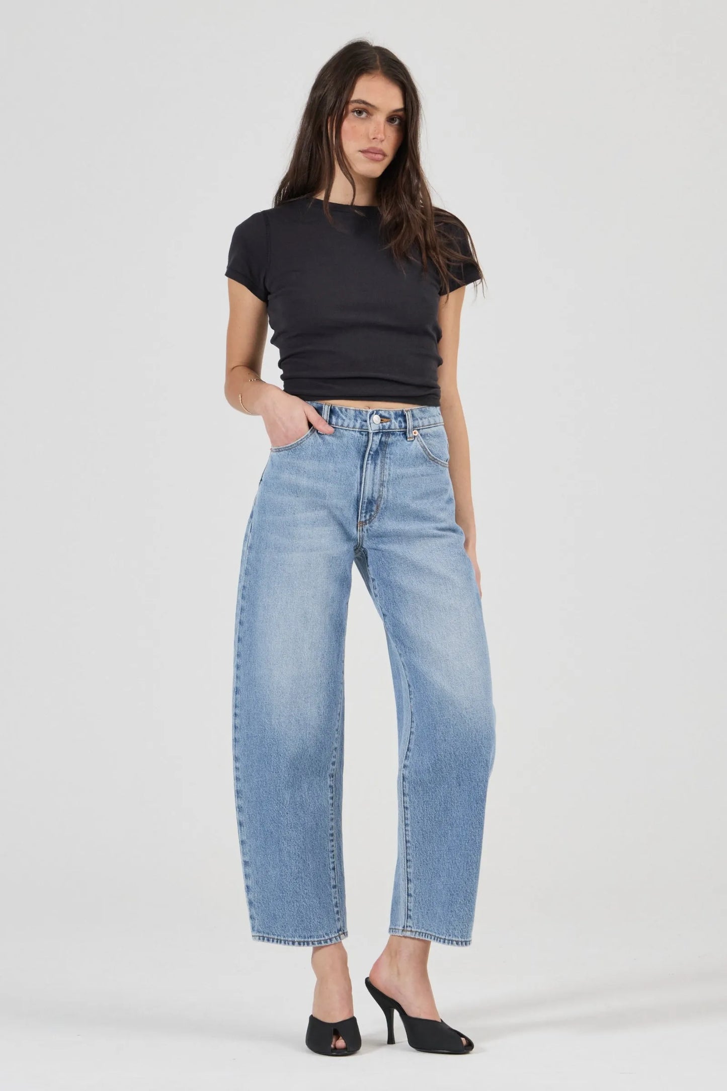 Rolla's Gigi Barrel Jean in Surrender